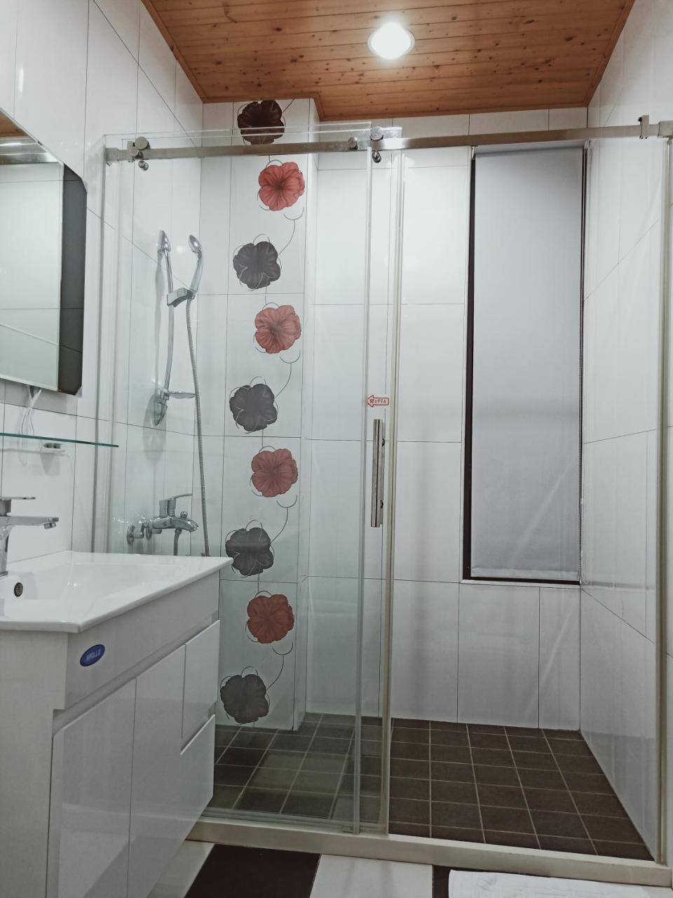 花蓮法蘿拉電梯田園民宿附設私人停車場 Ji'an Chambre photo